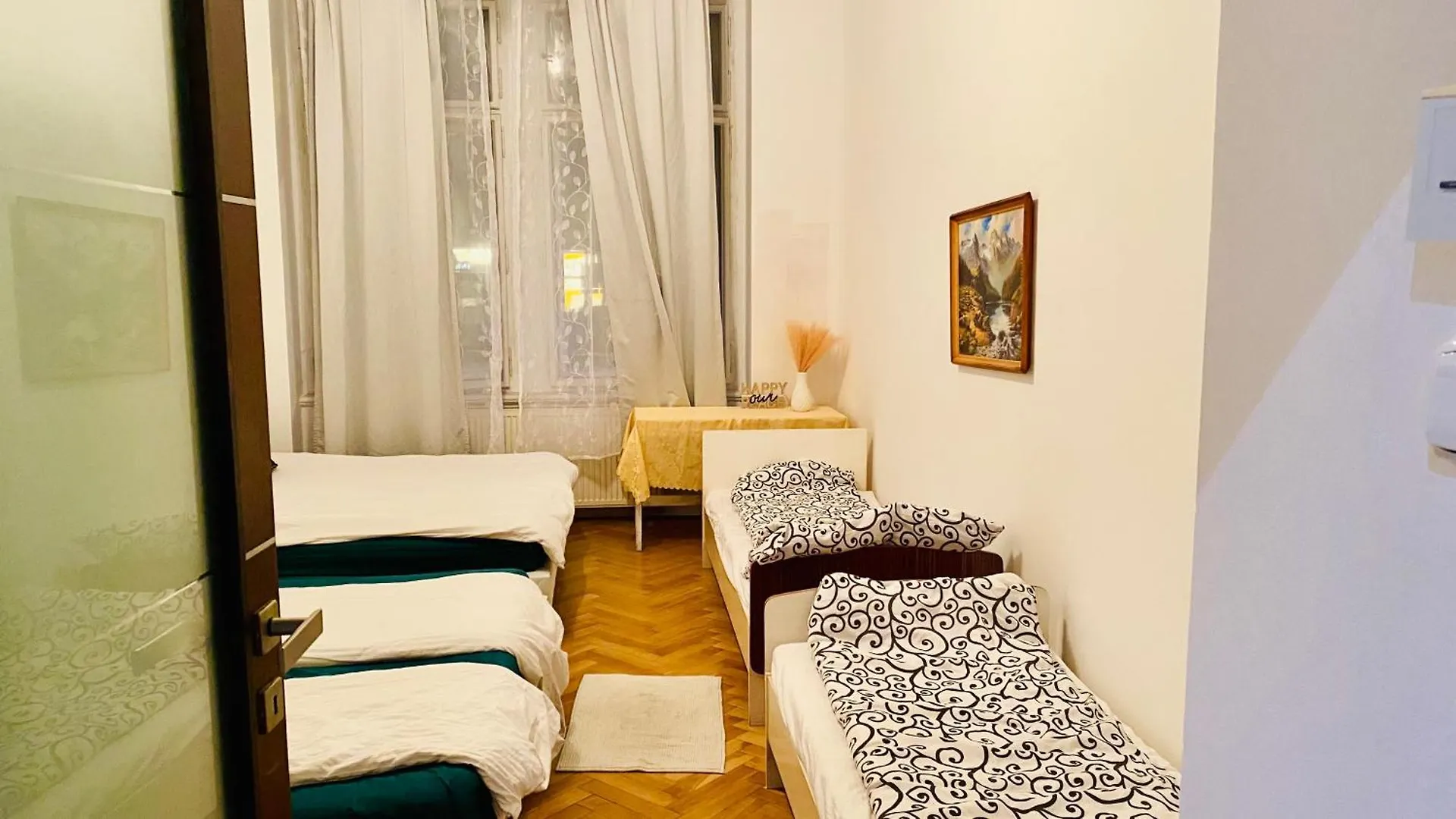 Hotel Apartment In Prague 2 Square Czech Republic